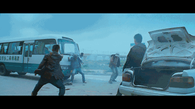 如果当下的香港现实是对的，那么过去的香港电影就是错的