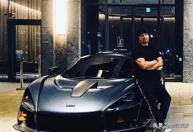 林志颖说：周杰伦深夜晒豪车太狂，顺便我们盘