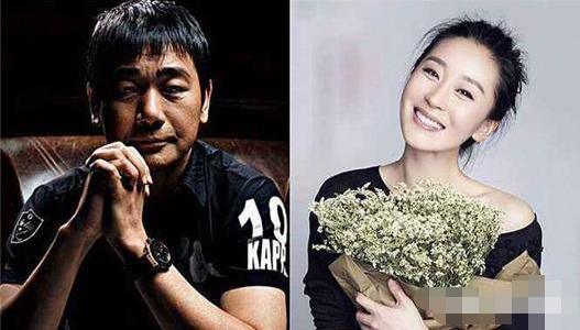 苗圃带龙凤胎两娃出行，和61岁富商老公，一家四口同框合影