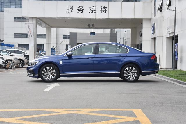 大众轿车中的“省油王”，7.7s破百，扭矩400N.m，市区油耗仅5.4L