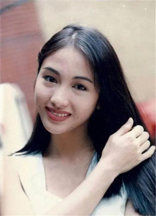 14岁出道，嫁给大15岁的“残疾”富豪，黎姿的传奇人生