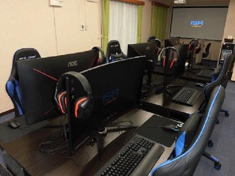 日本要开一家只服务老人的老年电竞网吧，网友