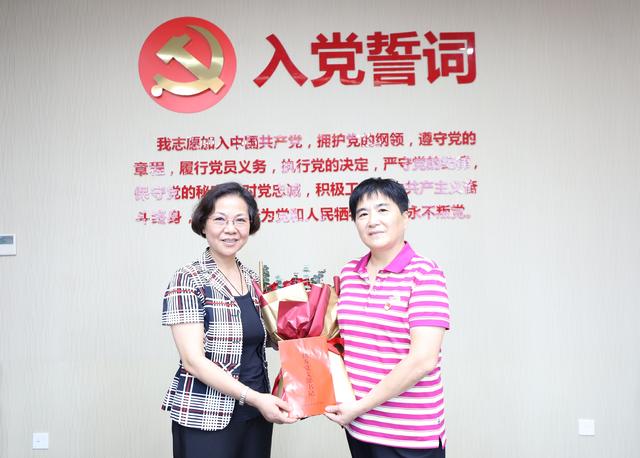 "七一"我们这样过 | 南昌市洪都中医院"洪"心向党 久久如初