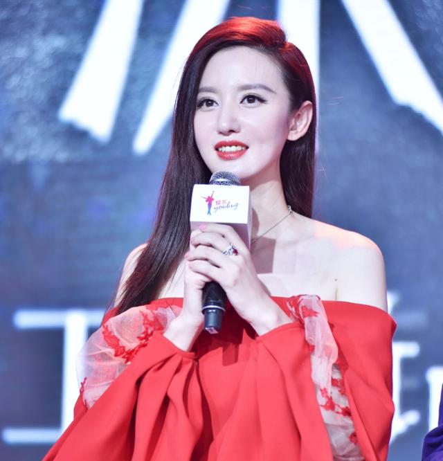 張萌問吳磊，下次合作片酬五折可以嗎？吳磊的回答很圈粉
