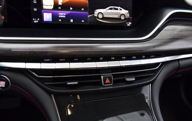 继红旗H9之后，新GA8也亮相了，车长超5米配2.0T，