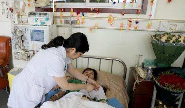 骨髓捐献者与被捐者，为何一年内不许见面原因很现实