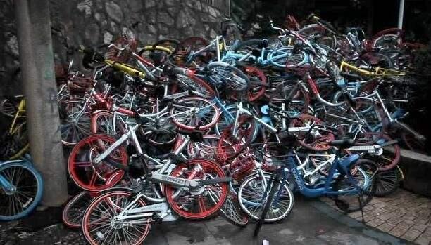 當(dāng)年著名的共享單車(chē)現(xiàn)狀：押金，最沉重的那根稻草