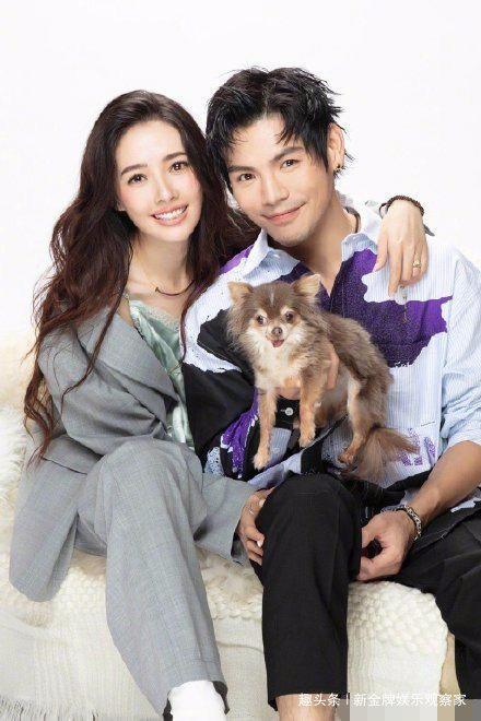 郭碧婷怀孕后首晒素颜照，怀抱爱犬变相官宣，肚子鼓了脸却未发福