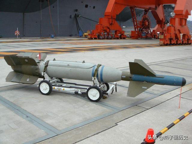 水泥炸弹不会爆炸，为什么却能成为各国空军的