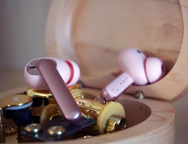 新款AirPods无限期推迟发布，这款国产无线耳机填补果粉的空虚感