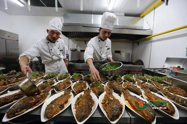 涨了！伙食费，到位！到胃