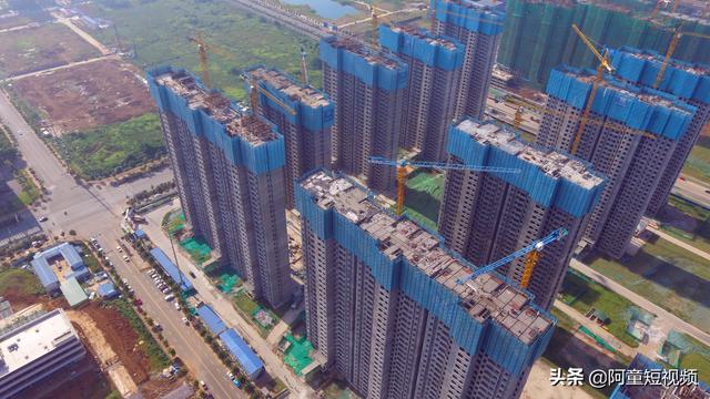 湖北省最大安置房葛店新城，今年完工，明年分房，能住10多万人