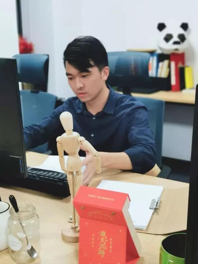 社会应取下有色眼镜，中职生已考上了985、211、还有清华大学