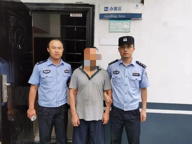 派出所人口普查中抓获逃犯_人口普查