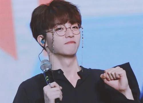 刘敏涛摇滚？易烊千玺佟丽娅？范丞丞被屏蔽？陈立农没动静？