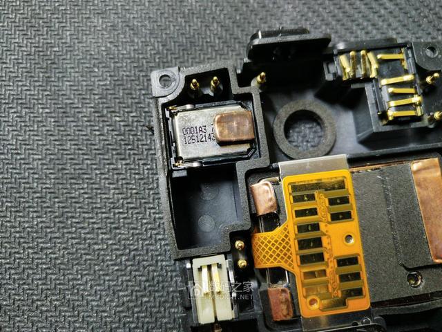 內置機械硬盤！諾基亞曾經的黑科技手機N91詳細拆解+硬件簡單分析