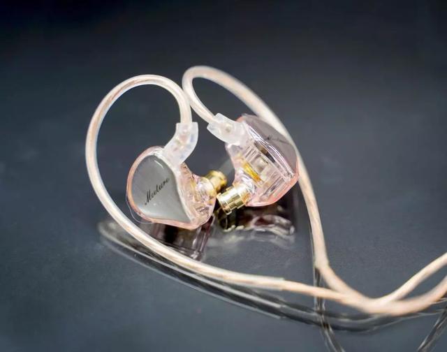 高颜值还有高性价比，入门HIFI耳机兴戈觅澈MT1