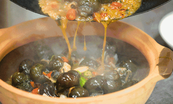 #入侵#福寿螺疯狂入侵洱海 这种外来物种可能你家乡也有