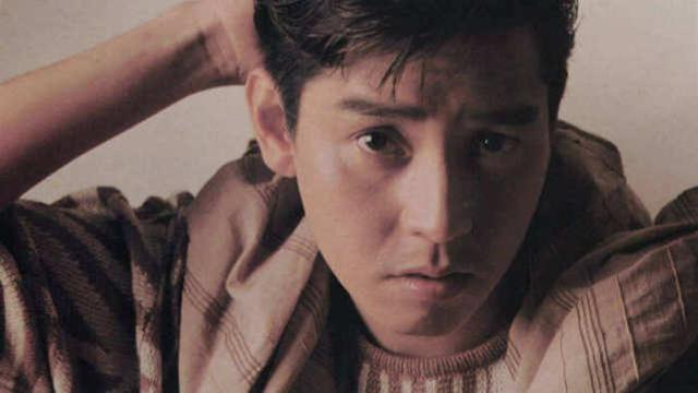 “坐拥双妻”谭咏麟，30年原配被抛弃，朱咏婷：