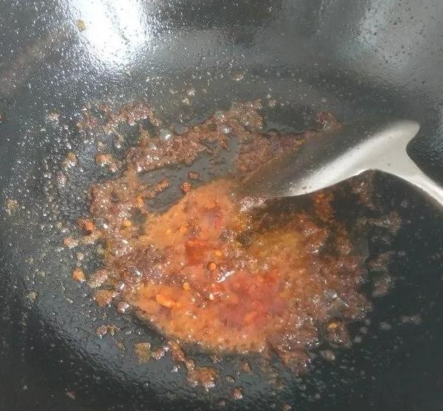 麻辣香锅鸡块，麻辣鲜香，好吃又下饭