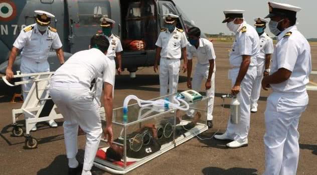 大批军舰驶向中东撤侨，按人头收取巨额费用，