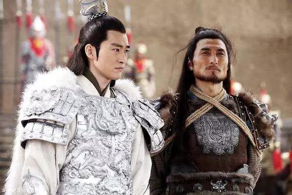 李世民要杀单雄信，为何仅徐茂公求情，秦琼、程咬金却装聋作哑？