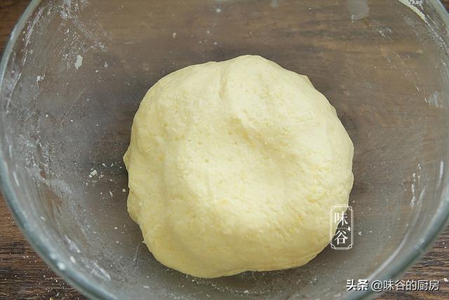 立秋了，这面食我家每年做上百个，比面包好吃，暄软喷香又营养