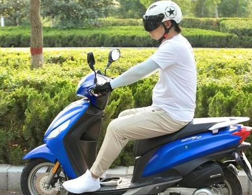 宗申的“通勤先锋”！欧式美感，配全液晶仪表