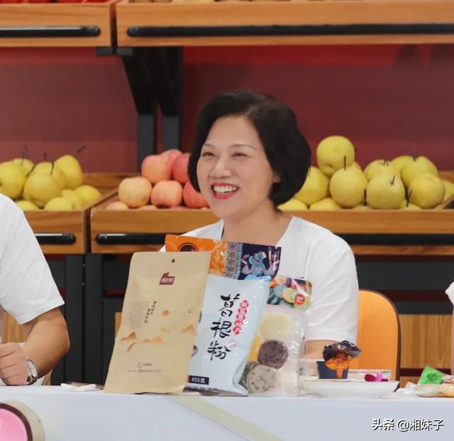 10000000+！乘风破浪的姐姐和妇联姐姐们直播带货火爆大卖！这场刷屏直播你看了吗？