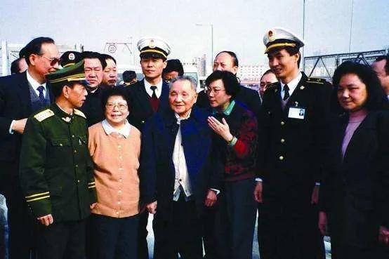 京东网易回港“避难”，我却看到了内地的希望