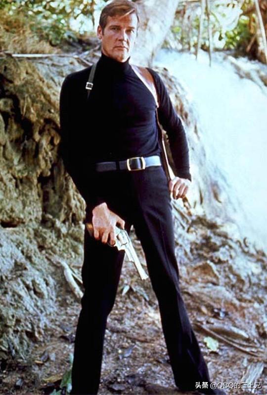 苏格兰场再遇奇案！5支007电影道具手枪被盗，损