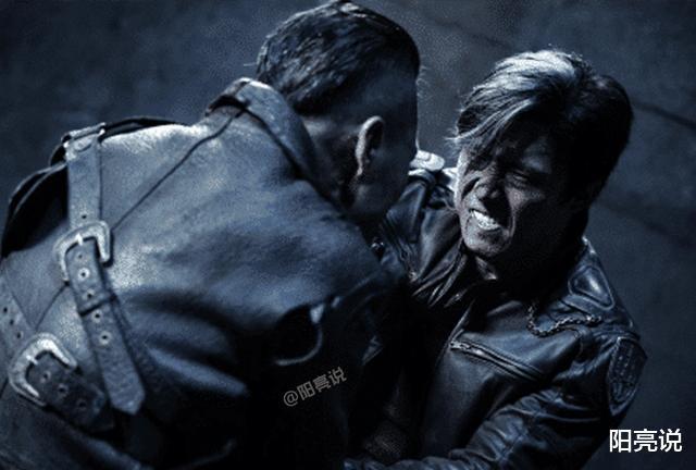 功夫武痴岳松自嘲：练了几十年功夫比不上一个