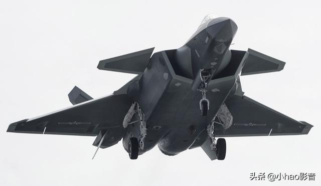 同样身为五代机的美F22和我国歼20相比，谁更胜一