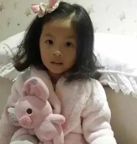 曾是央视最美主持人，16次主持春晚！近况却让人大吃一惊