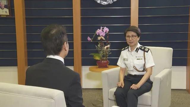 周庭“故意”认罪，香港国安法首名被告不准保释丨香港一日