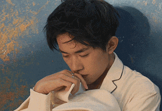 易烊千玺，一个被娱乐圈宠爱的人，你喜欢吗？