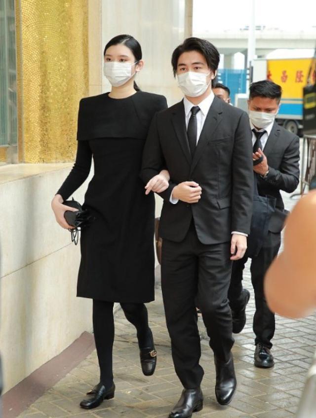 赌王的三位儿媳现身葬礼：两位儿媳是内地人，仅大儿媳是富家千金