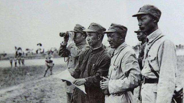 七战七败的黄埔一期军官，三年后发愤图强让老