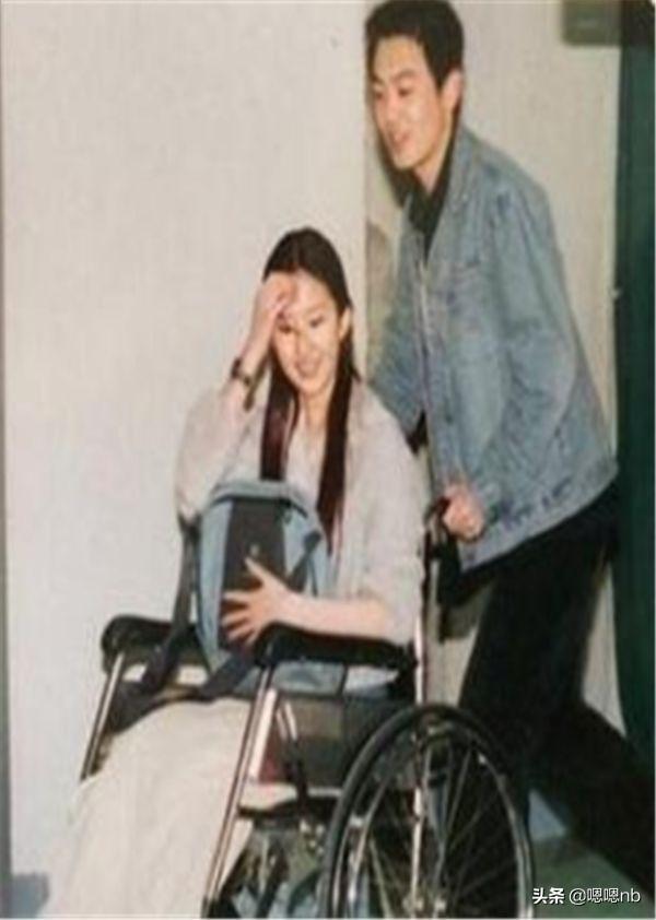 刘亦菲的四位同学，前三位大红大紫，唯独她逐