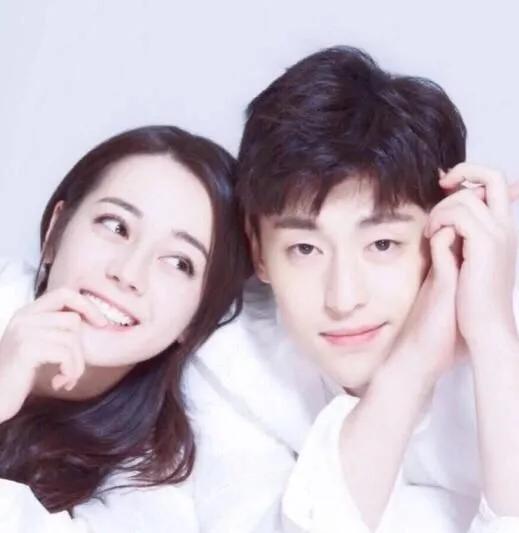 《极限挑战》爆官宣照，迪丽热巴西装太帅气，可惜他不参加了……