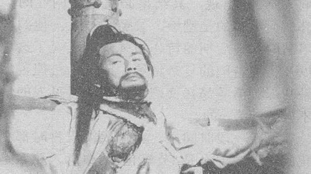 道德下降的第一个迹象，就是不关心事实