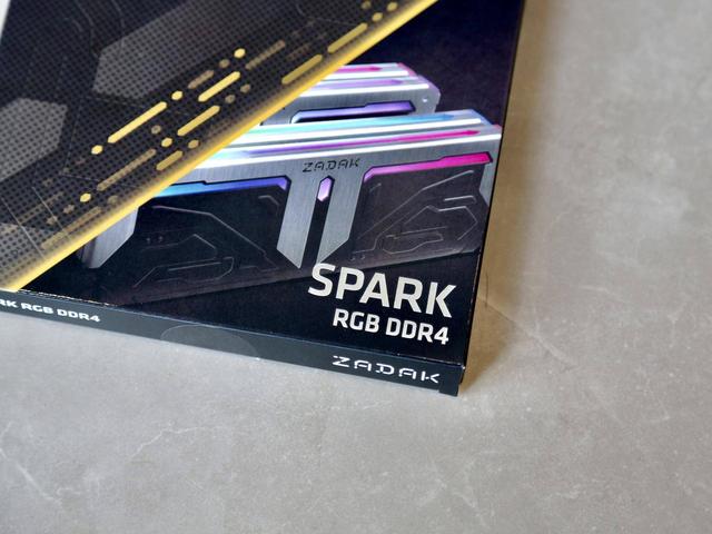 微星MPG Z490 GAMING CARBON WIFI主板开箱小测