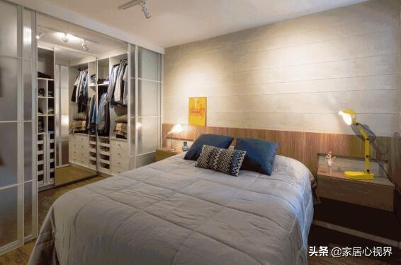 越来越多人卧室不做衣柜了，占空间还不实用，如今流行这样装