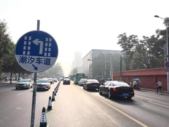 交警：如果连“锯齿车道”都不认，就先别开车，2本驾照都不够扣