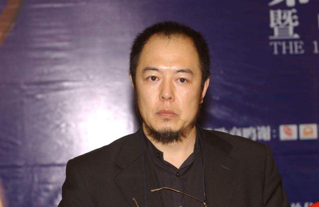 张铁林三句金言：换国籍是换户口，女孩一碰就