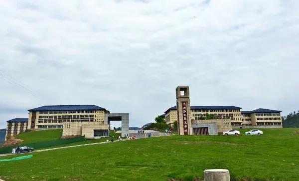 四川这所省级示范公办专科大学，建有多个附属医院