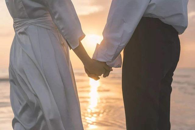 男子称未婚妻性冷淡要退彩礼:双方为这“一丁点”小事翻脸,值吗