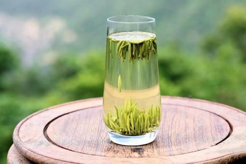保温杯不能放2种水，再喜欢喝也不行，看完告知