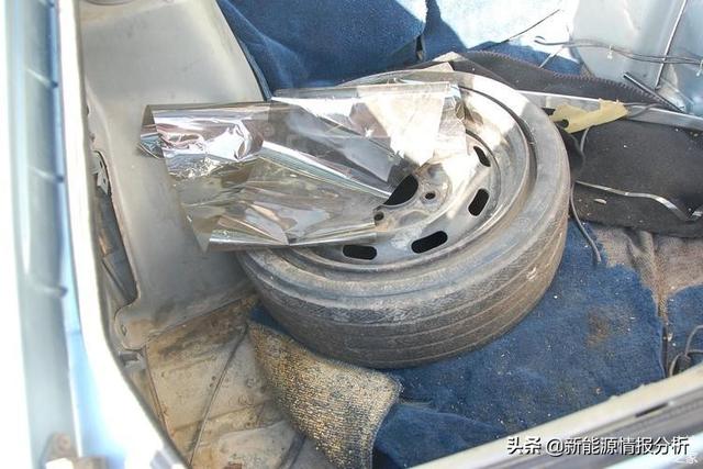 阿曼日记1:中国人买三手日产达特桑280Z