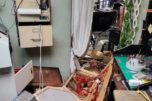 哪怕你吸毒、抢劫、用假钞，但只要死得其时，